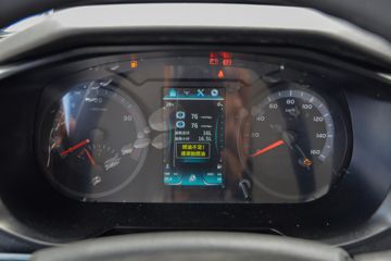 ����HOWO�Ῠ����H3 2.4L���� 165���� 8�� 4.15�׵�����ʽ�ῨͼƬ