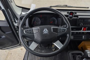 ����HOWO�Ῠ����H3 2.4L���� 165���� 8�� 4.15�׵�����ʽ�ῨͼƬ