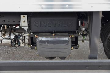 ����HOWO�Ῠ����H3 2.4L���� 165���� 8�� 4.15�׵�����ʽ�ῨͼƬ