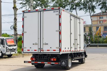 ����HOWO�Ῠ����H3 2.4L���� 165���� 8�� 4.15�׵�����ʽ�ῨͼƬ