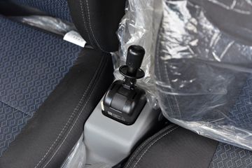 ����HOWO ����M3 2.3L���� 140���� 8�� 4.15�׵��Ų�դʽ�ῨͼƬ