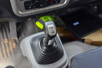 ����HOWO ����M3 2.3L���� 140���� 8�� 4.15�׵��Ų�դʽ�ῨͼƬ