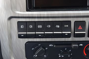 ����HOWO ����M3 2.3L���� 140���� 8�� 4.15�׵��Ų�դʽ�ῨͼƬ