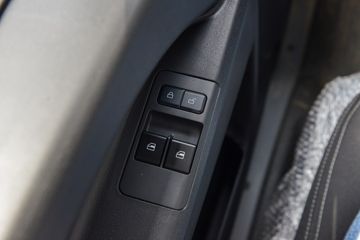 ����HOWO ����M3 2.3L���� 140���� 8�� 4.15�׵��Ų�դʽ�ῨͼƬ