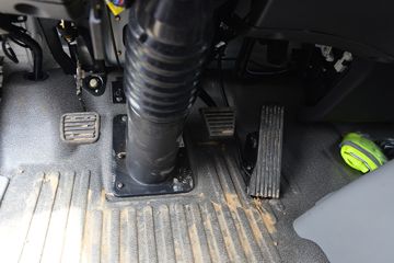 ����HOWO ����M3 2.3L���� 140���� 8�� 4.15�׵��Ų�դʽ�ῨͼƬ