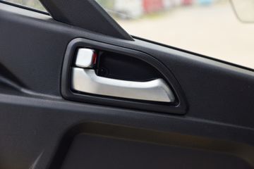����HOWO ����M3 2.3L���� 140���� 8�� 4.15�׵��Ų�դʽ�ῨͼƬ