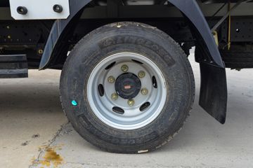 ����HOWO ����M3 2.3L���� 140���� 8�� 4.15�׵��Ų�դʽ�ῨͼƬ