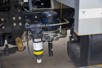 ����HOWO ����M3 2.3L���� 140���� 8�� 4.15�׵��Ų�դʽ�ῨͼƬ