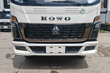 ����HOWO�Ῠͳ˧ 140���� 4X2  LNG 8�� 4.08����س�ͼƬ