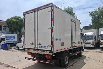 ����HOWO�Ῠͳ˧ 140���� 4X2  LNG 8�� 4.08����س�ͼƬ