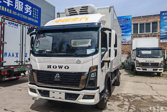 ����HOWO�Ῠͳ˧ 140���� 4X2  LNG 8�� 4.08����س�