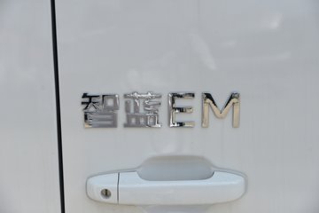 �����������EM 3.94���Ű봿�綯����΢�� ��γ81.59kWhͼƬ