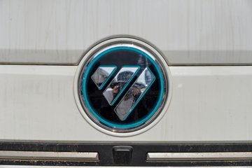 �����������EM 3.94���Ű봿�綯����΢�� ��γ81.59kWhͼƬ