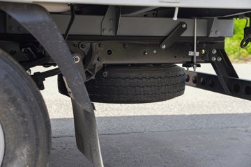 �����������EM 3.94���Ű봿�綯����΢�� ��γ81.59kWhͼƬ