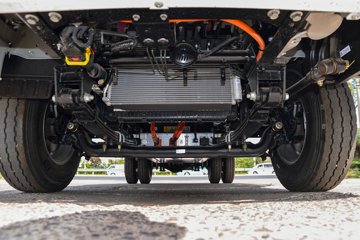 �����������EM 3.94���Ű봿�綯����΢�� ��γ81.59kWhͼƬ