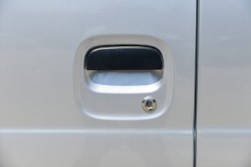 ����С����W08 1.6L���� 123���� ����5�� 2.7��˫������΢��ͼƬ