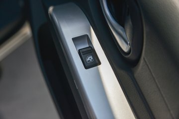 ����С����W08 1.6L���� 123���� ����5�� 2.7��˫������΢��ͼƬ