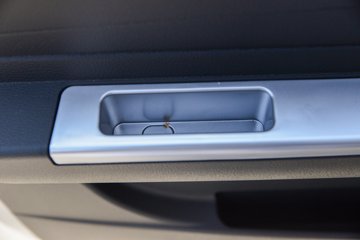 ����С����W08 1.6L���� 123���� ����5�� 2.7��˫������΢��ͼƬ