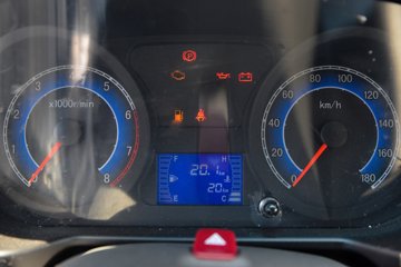 ����С����W08 1.6L���� 123���� ����5�� 2.7��˫������΢��ͼƬ