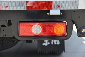 ����С����W08 1.6L���� 123���� ����5�� 2.7��˫������΢��ͼƬ