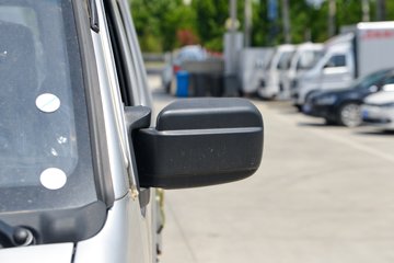 ����С����W08 ������ 1.6L���� 123���� ����5�� ��̥ 2.5��˫������΢��ͼƬ