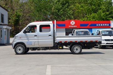 ����С����W08 ������ 1.6L���� 123���� ����5�� ��̥ 2.5��˫������΢��ͼƬ