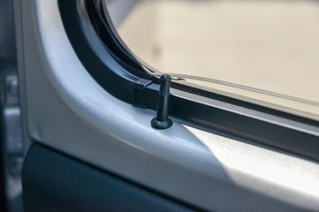 ����С����W08 ������ 1.6L���� 123���� ����5�� ��̥ 2.5��˫������΢��ͼƬ