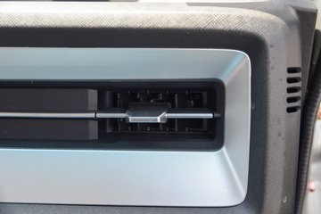 ����С����W08 ������ 1.6L���� 123���� ����5�� ��̥ 2.5��˫������΢��ͼƬ