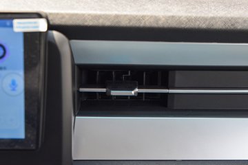 ����С����W08 ������ 1.6L���� 123���� ����5�� ��̥ 2.5��˫������΢��ͼƬ