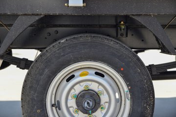 ����С����W08 ������ 1.6L���� 123���� ����5�� ��̥ 2.5��˫������΢��ͼƬ