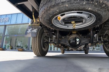 ����С����W08 ������ 1.6L���� 123���� ����5�� ��̥ 2.5��˫������΢��ͼƬ
