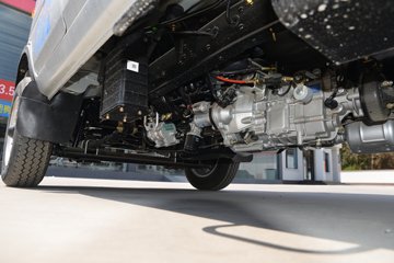 ����С����W08 ������ 1.6L���� 123���� ����5�� ��̥ 2.5��˫������΢��ͼƬ
