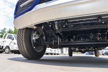 ����С����W08 ������ 1.6L���� 123���� ����5�� ��̥ 2.5��˫������΢��ͼƬ