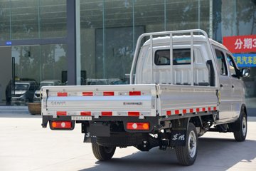 ����С����W08 ������ 1.6L���� 123���� ����5�� ��̥ 2.5��˫������΢��ͼƬ
