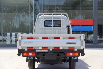 ����С����W08 ������ 1.6L���� 123���� ����5�� ��̥ 2.5��˫������΢��ͼƬ