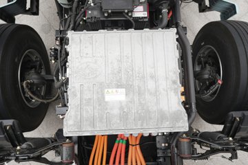 �ൺ���JH6 6X4 ���綯ǣ���� ��γ447.39kWhͼƬ