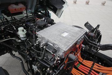 �ൺ���JH6 6X4 ���綯ǣ���� ��γ447.39kWhͼƬ