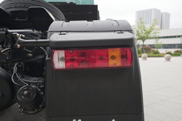�ൺ���JH6 6X4 ���綯ǣ���� ��γ447.39kWhͼƬ