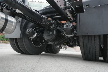 �ൺ���JH6 6X4 ���綯ǣ���� ��γ447.39kWhͼƬ