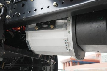 �ൺ���JH6 6X4 ���綯ǣ���� ��γ447.39kWhͼƬ
