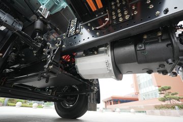 �ൺ���JH6 6X4 ���綯ǣ���� ��γ447.39kWhͼƬ