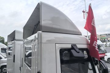 ������弫��궥 4.2�׵��Ŵ��綯��ʽ�Ῠ ����ʱ��100kWhͼƬ