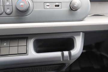 �������� �ƽ�� 2026�� 3.8�׵��Ŵ��綯����΢�� ����ʱ��70.59kWhͼƬ