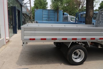 �������� �ƽ�� 2026�� 3.8�׵��Ŵ��綯����΢�� ����ʱ��70.59kWhͼƬ