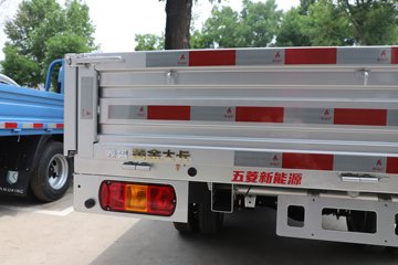 �������� �ƽ�� 2026�� 3.8�׵��Ŵ��綯����΢�� ����ʱ��70.59kWhͼƬ