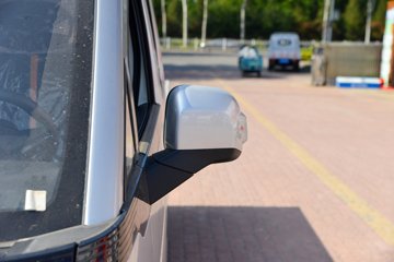 ����;��T7 2025�� 1.6L���� 122���� 5�� 2.505��˫������΢��ͼƬ