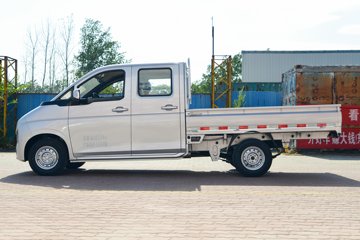 ����;��T7 2025�� 1.6L���� 122���� 5�� 2.505��˫������΢��ͼƬ