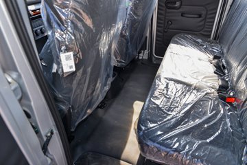 ����;��T7 2025�� 1.6L���� 122���� 5�� 2.505��˫������΢��ͼƬ