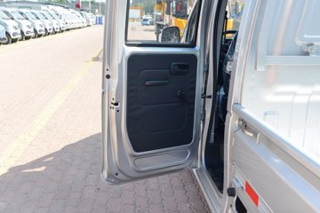 ����;��T7 2025�� 1.6L���� 122���� 5�� 2.505��˫������΢��ͼƬ