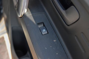 ����;��T7 2025�� 1.6L���� 122���� 5�� 2.505��˫������΢��ͼƬ